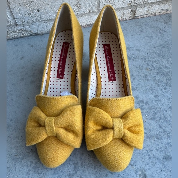 BAIT but another innocent tale Shoes Vintage Heels Bow Yellow Women’s Sz 6 NEW - Picture 2 of 14